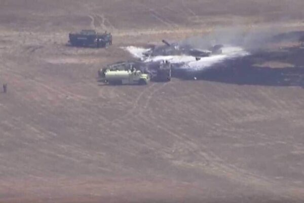 Se estrella un caza F-35B de los Marines en base aérea de San Diego; el piloto logra eyectarse